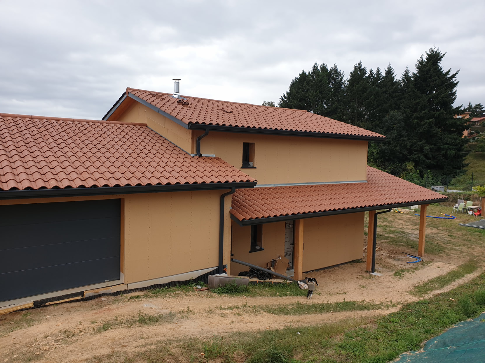 Maison passive avec isolation fibre de bois 280 mm dans les  murs